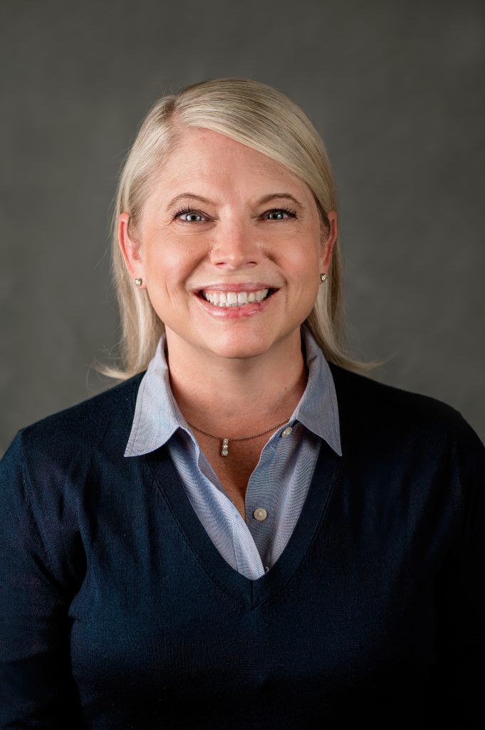 portrait of Jennifer Dykema